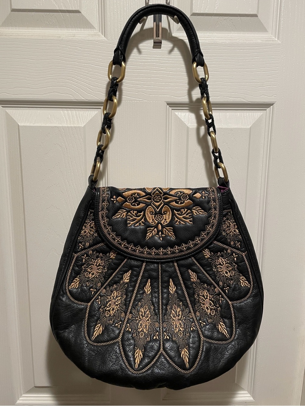 Isabella Fiore embroidered hobo shoulder bag - Picture 1 of 13